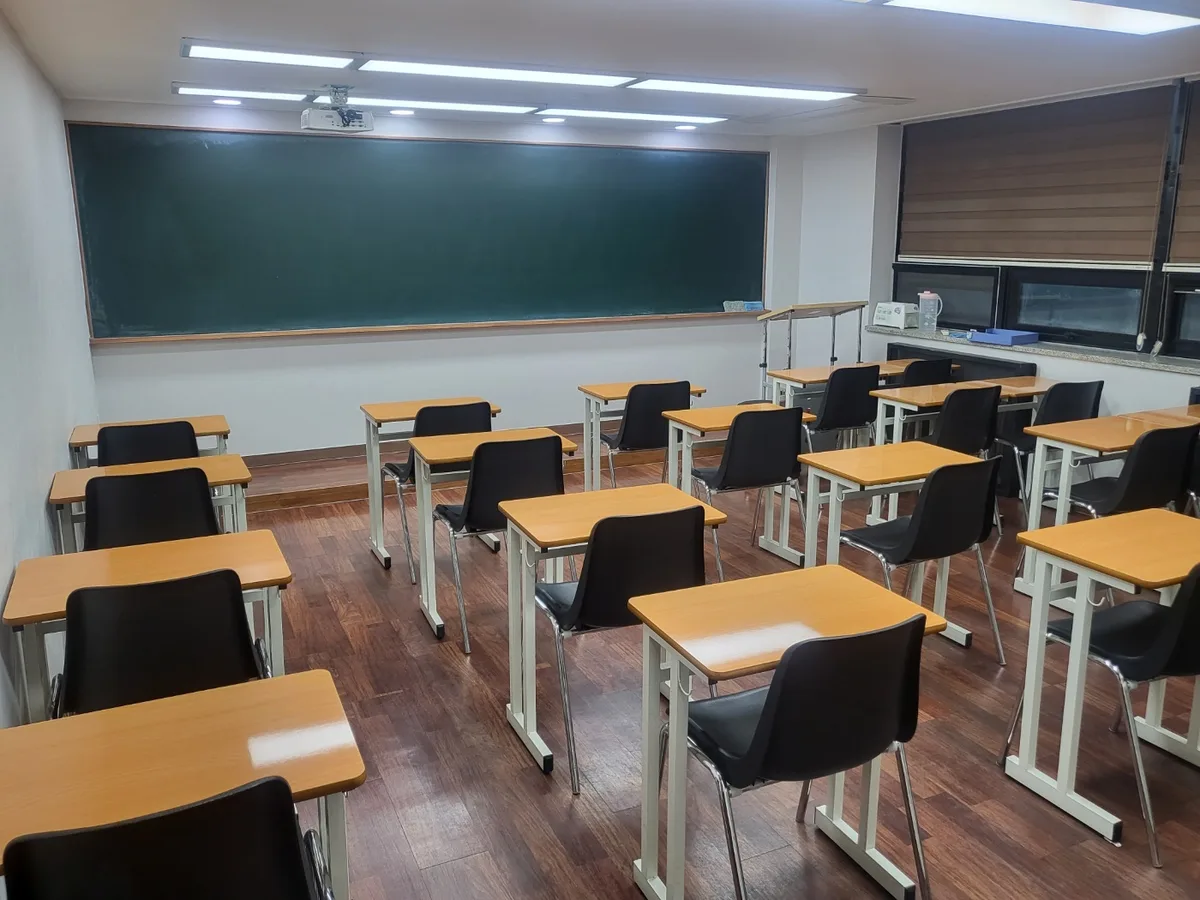 보성군 문덕면 스터디룸 미팅룸 장비 주변 정밀 위생청소 사례 - 행진크린