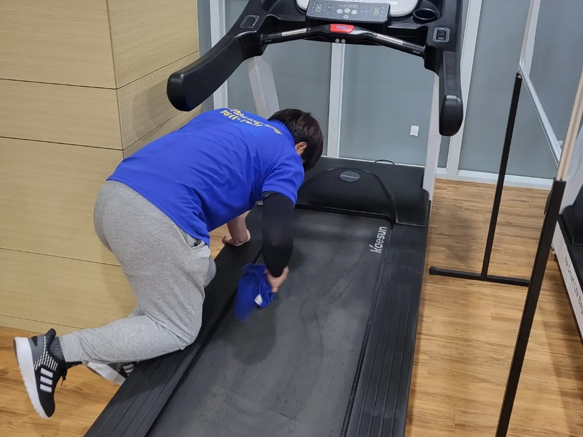 신안군 압해읍 피트니스 라커 검사실 위생청소 사례 - 행진크린